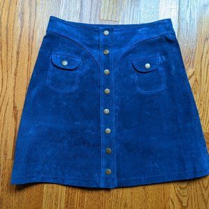 Price drop! Anthropologie Button -Front Suede Mini Skirt Size 2